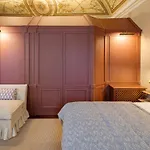 Valverde & - Relais & Chateaux 5*